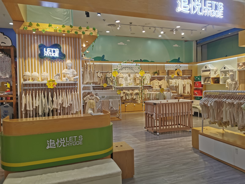 店鋪展柜設(shè)計：打造視覺焦點(diǎn)與商品魅力的完美結(jié)合